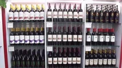 同為零售，為何超市接連倒閉而便利店生意越來越好？——酒類零售視角的啟示